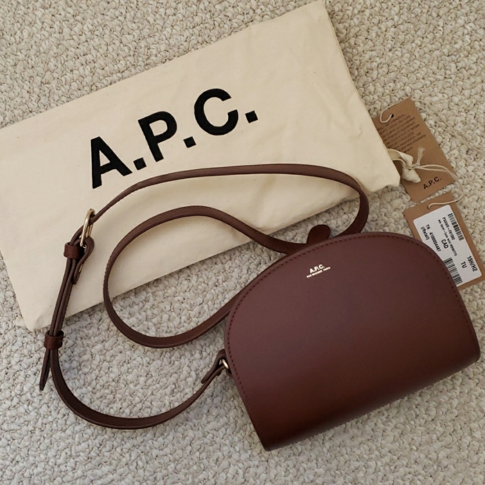 APC mini Demi Lune bag